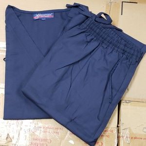 Green Town Unisex Men & Women V Neck Medical Scrub